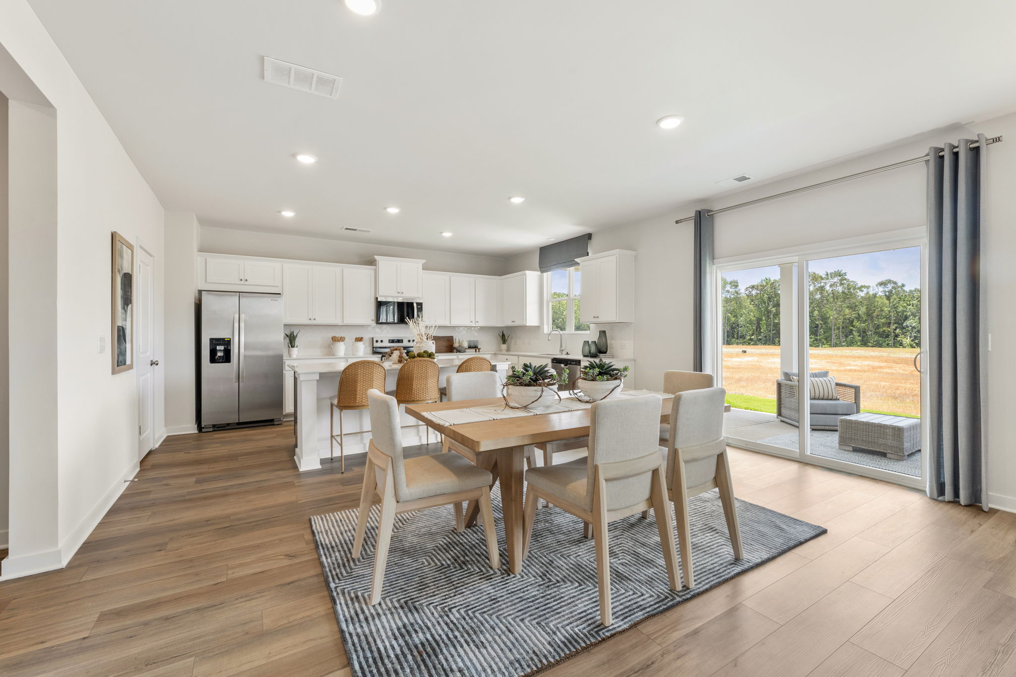 A kitchen and dining room.