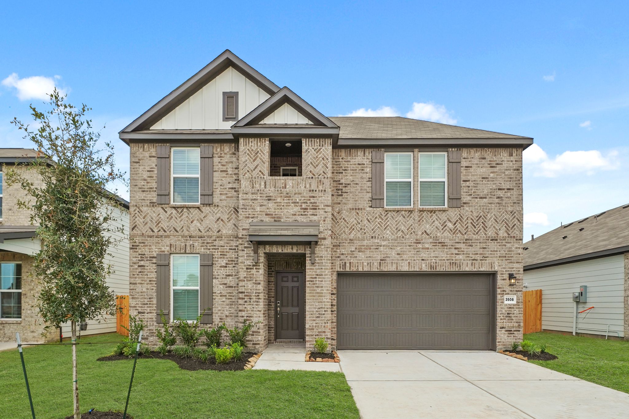 010129 3508 Monroe Street